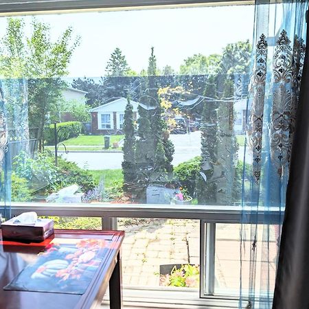 Renovated Cozy Bedroom With Private Washroom Τορόντο Εξωτερικό φωτογραφία