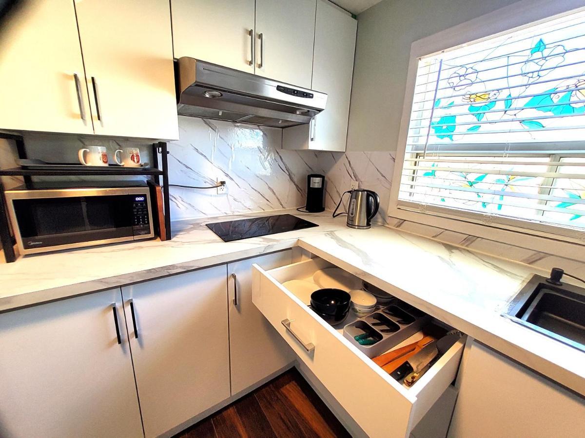 Renovated Cozy Bedroom With Private Washroom Τορόντο Εξωτερικό φωτογραφία